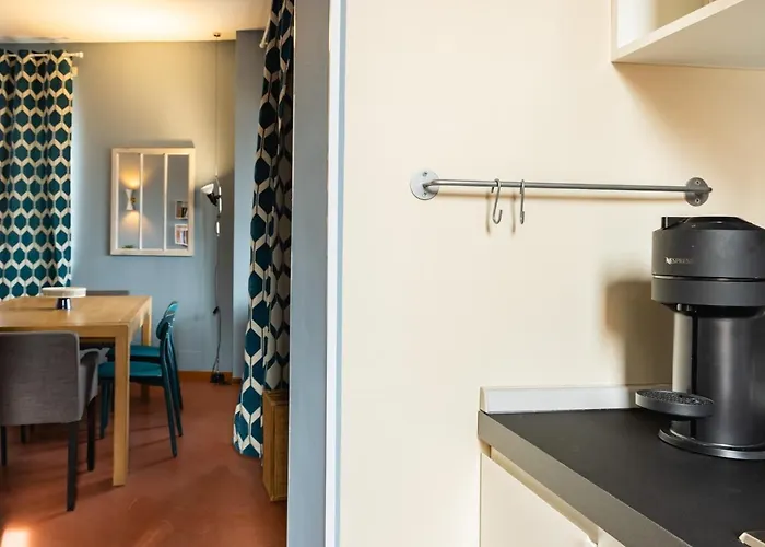 Navona 49 Luxury Suites&apartment 게스트하우스 4*