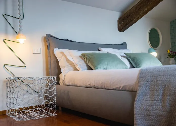 Navona 49 Luxury Suites&apartment 게스트하우스 4*