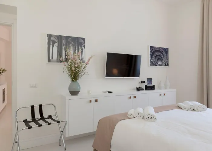 Navona 49 Luxury Suites&apartment 4*